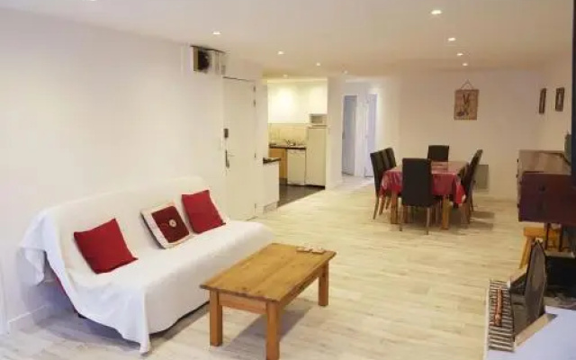 Veroniques Apartment