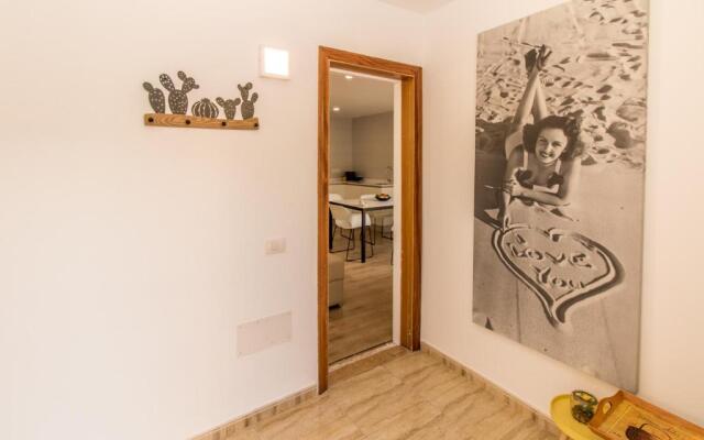 Duplex Palm Mar - 5P (B32)