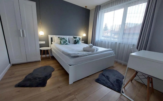 TheHouse - Apartment Kamenitza