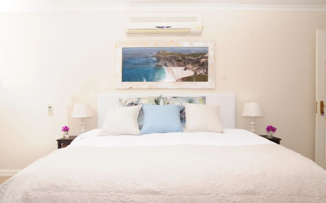 Hout Bay Breeze