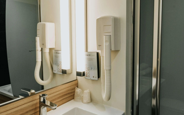 Ibis Rouen Centre Rive Gauche Mermoz