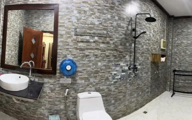 Xayana Home