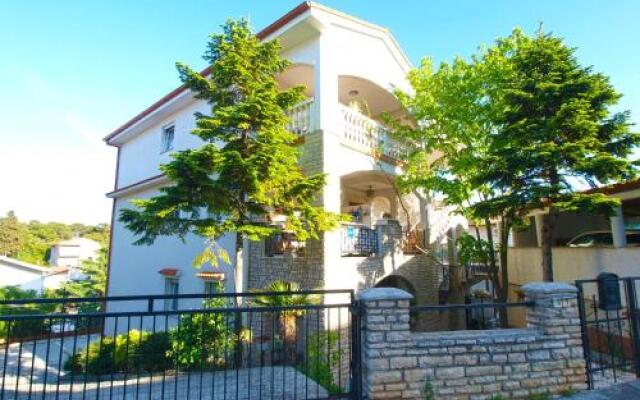 Apartments Marija 841