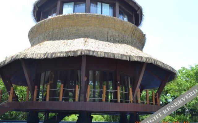 Naxiang Mountain Rainforest Resort Hotel (Baoting Yanuoda)