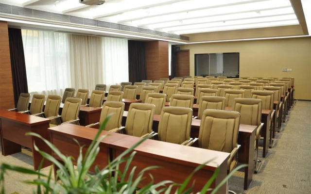 Shun Ying Li Yu Hotel