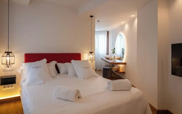 Hotel Boutique La Ermita Suites, The Only officially designated "Monument Hotel" in Córdoba