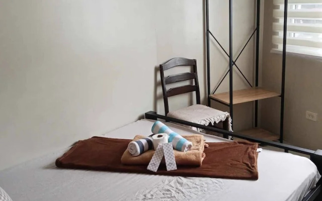 Serene Pasay Getaway - Entire Apartment for Rent