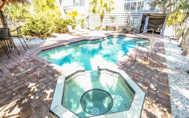 5570 Palmetto Street