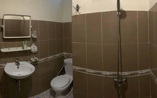 Vien Dong Hotel