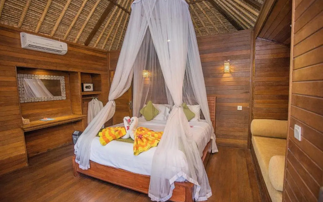 Lembongan Mantra Huts