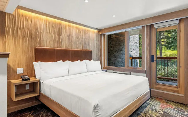 Otter Hotel