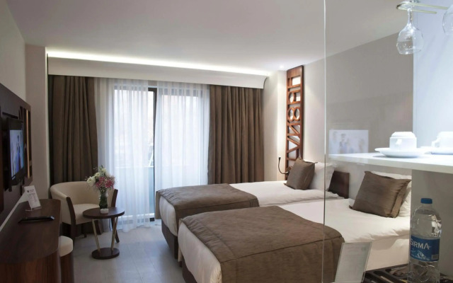 Crowne Plaza Istanbul - Oryapark by IHG