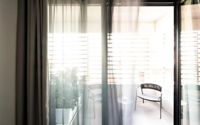 Alkamuri Posh Hotel Spa 107 Jacuzzi Suite