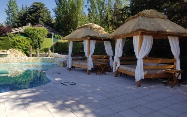 El Carmelo Mountain Lodge