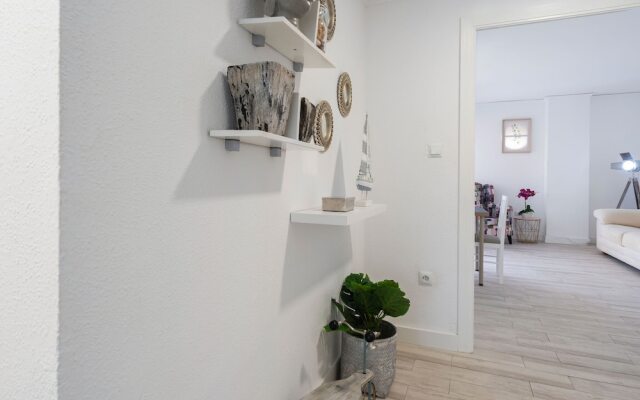 Swanky Apartment in Gandia With Swimming Pool