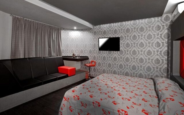 Eurosuites Motel