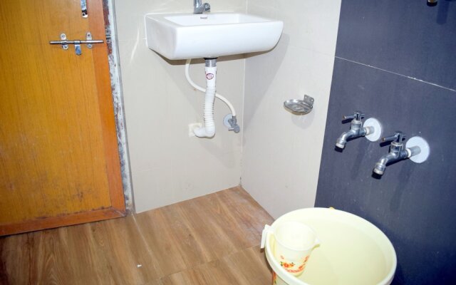 Manas Cottage Saputara