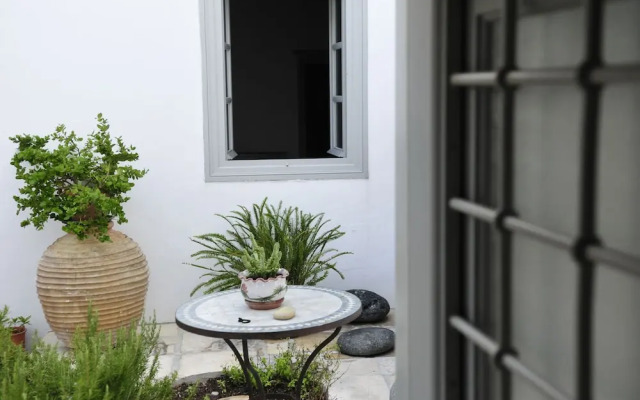 1880 Luxury Apartments