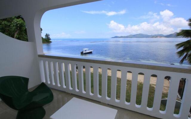 Marie-France Beach Front Apartments
