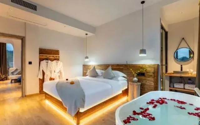 Fanjingshan Chenshe Homestay