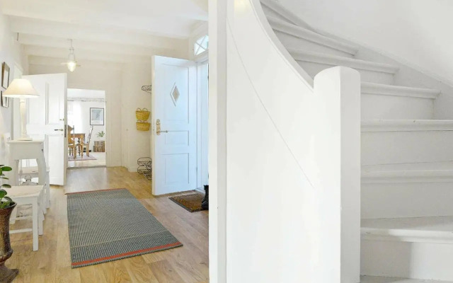 Five-Bedroom Holiday home in Hova 2