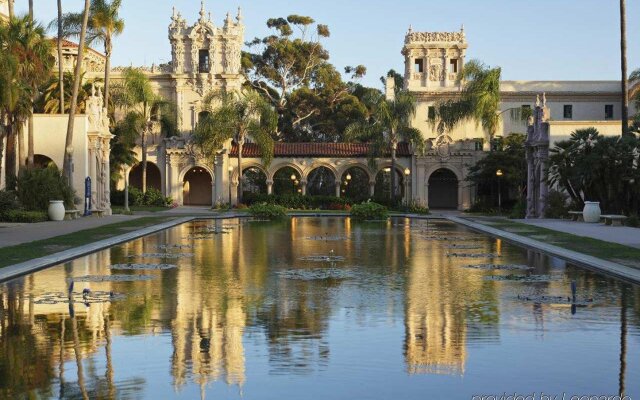 DoubleTree by Hilton Hotel San Diego - Mission Valley