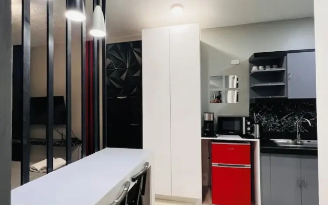 Hubomoto People's Suite