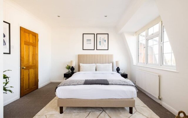 The Mill Hill Wonder - Inviting 3bdr House With Garden