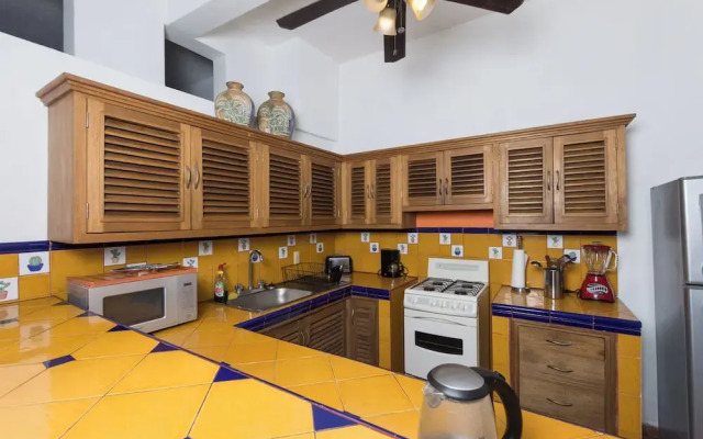 Charming 2BR Romantic Zone Private Pool