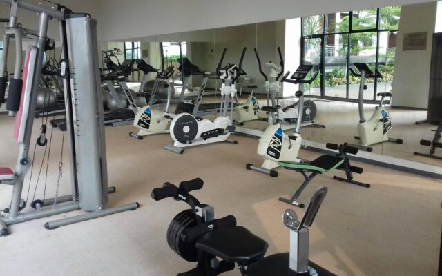 Minimalist Serpong Greenview Apartment