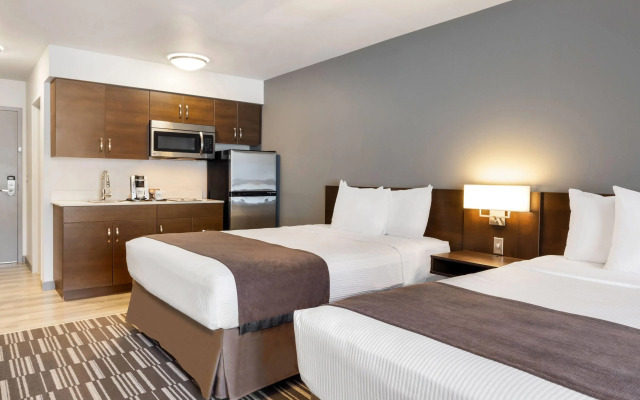 Microtel Inn & Suites by Wyndham Mont Tremblant