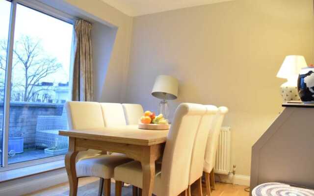 Stylish 1 Bedroom Penthouse Near Notting Hill