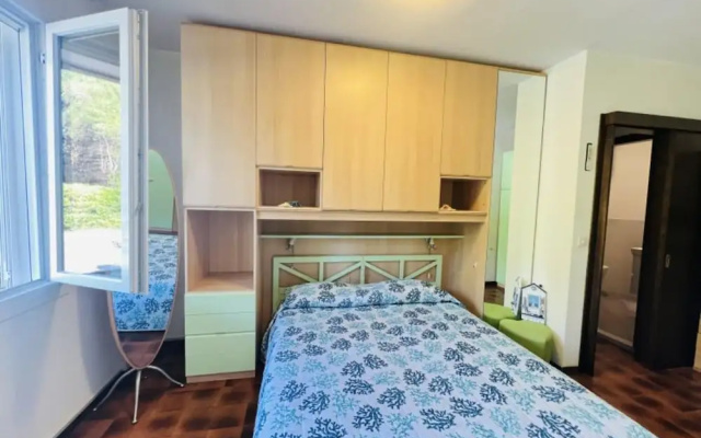 Apartment With Garden and Swimming Pool Access