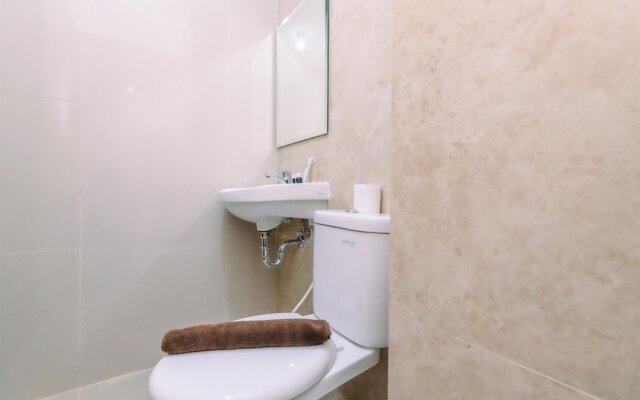 Comfy And Elegant Studio Transpark Cibubur Apartment