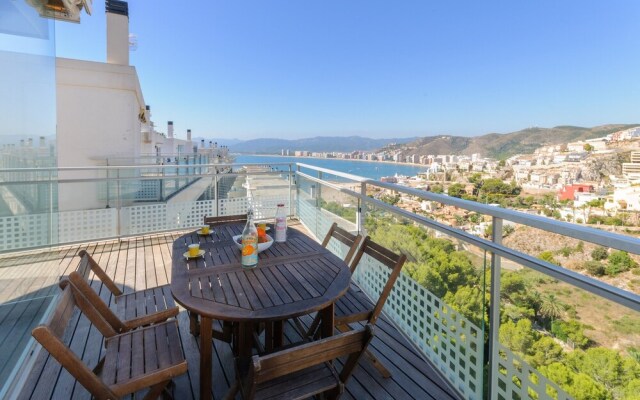 Atardecer - Wonderful Apartment With Shared Pool and Spectacular sea Views