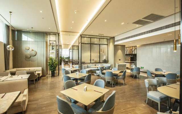 Madison Hotel Changchun International Convention and Exhibition Center