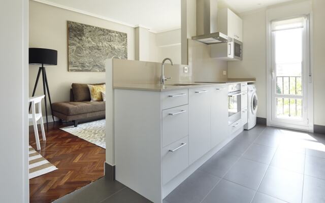 Duke Apartment by FeelFree Rentals