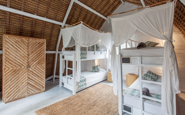 The Green Room Seminyak - Hostel