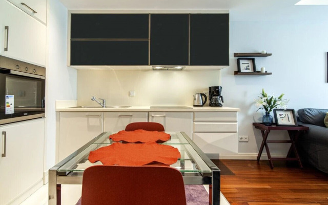 Cozy Flat Near Popular Attractions in Beyoglu