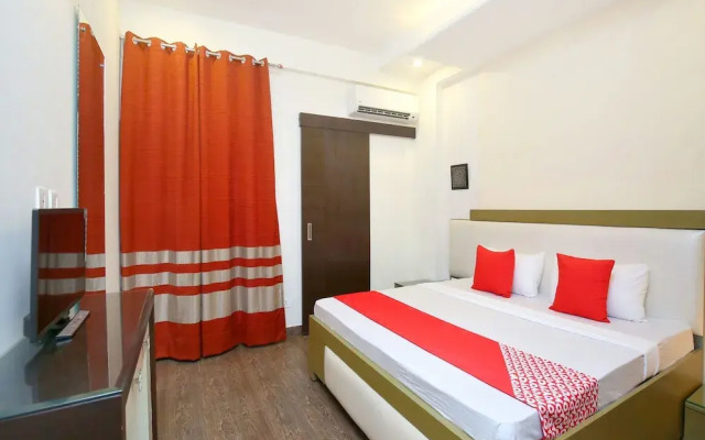 Royal Lake Suites By OYO Rooms