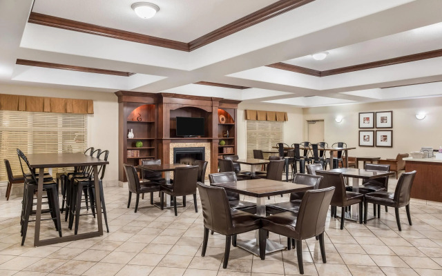 Ramada by Wyndham Lac La Biche