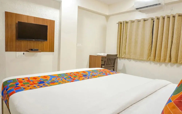 FabHotel Embassy