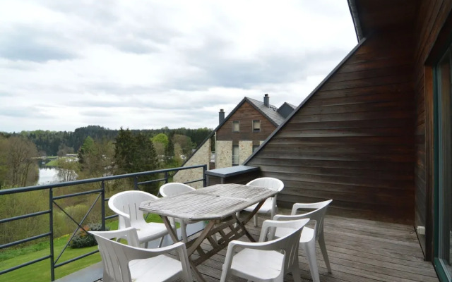 Cozy Apartment in Robertville With Garden