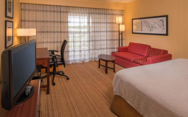 Courtyard by Marriott North Charleston Airport/Coliseum