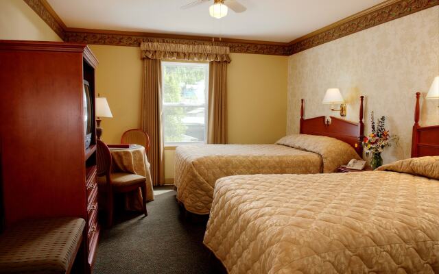 Holland America Dawson City Inn