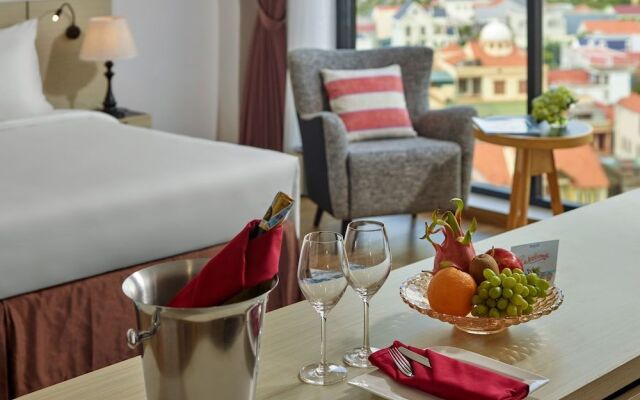 SAM Quang Binh Hotel