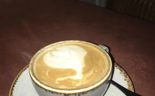 Lil's Bar and Bistro