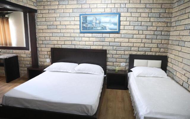 Hotel Paris