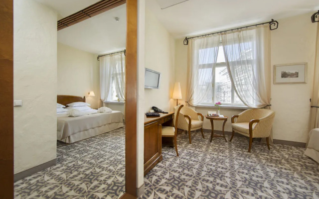 Savoy Boutique Hotel By Tallinnhotels