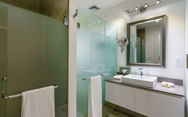 Aldea Thai Brisa De Mar